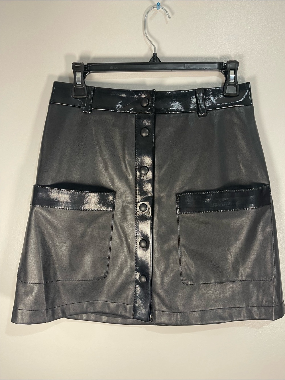 STAUD Paper Faux Leather Button-Front Mini Skirt with Patch Pockets Sz.